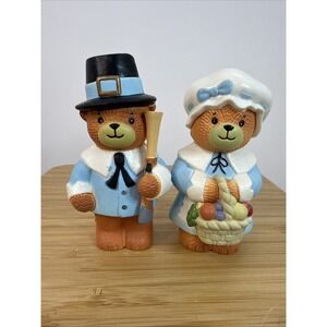 VTG Enesco 1986 Bear Salt & Pepper Shaker‎ Set Thanksgiving Pilgrims NOS